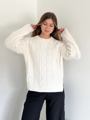 #Art 2 - Swater Suzane